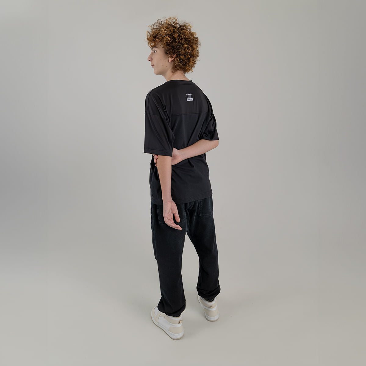 Camiseta oversize para niño manga corta