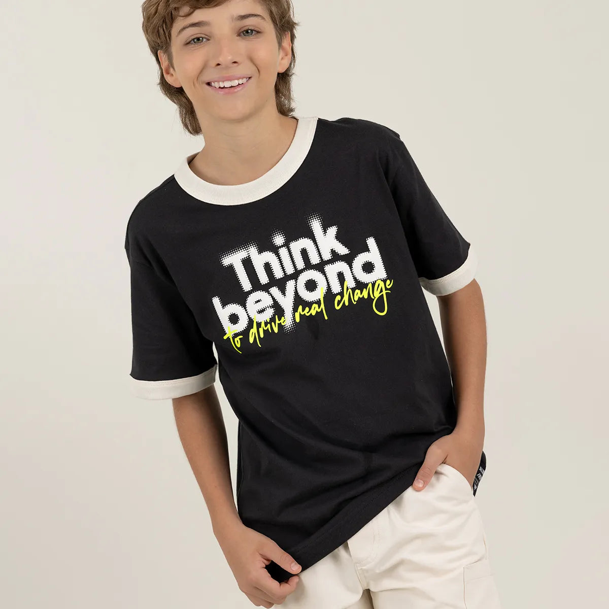 Conjunto para niño de camiseta y bermuda