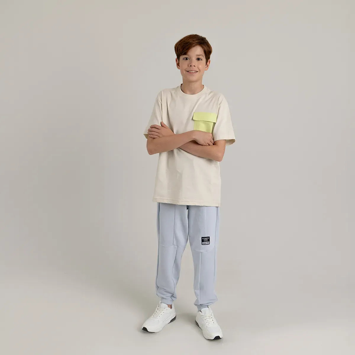 Camiseta para niño manga corta con bolsillo