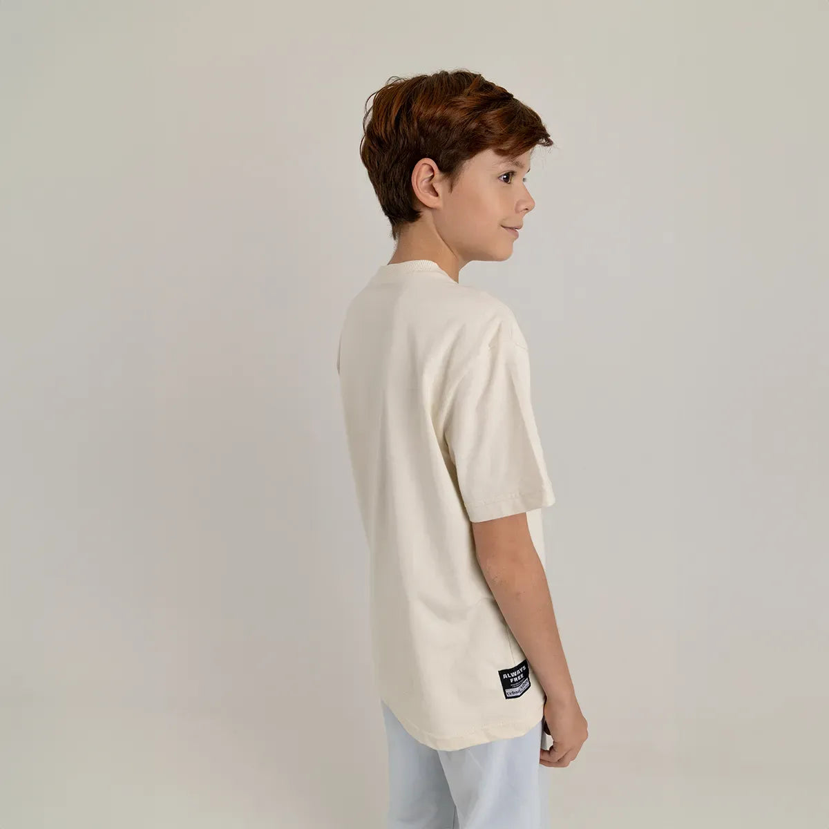 Camiseta para niño manga corta con bolsillo