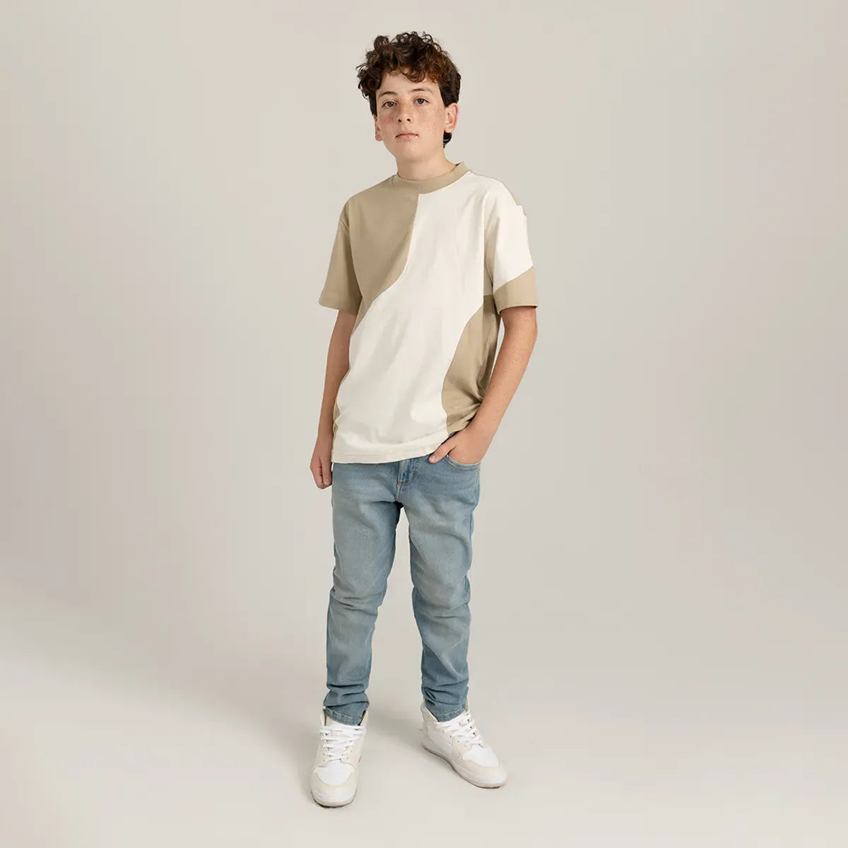 Camiseta oversize para niño