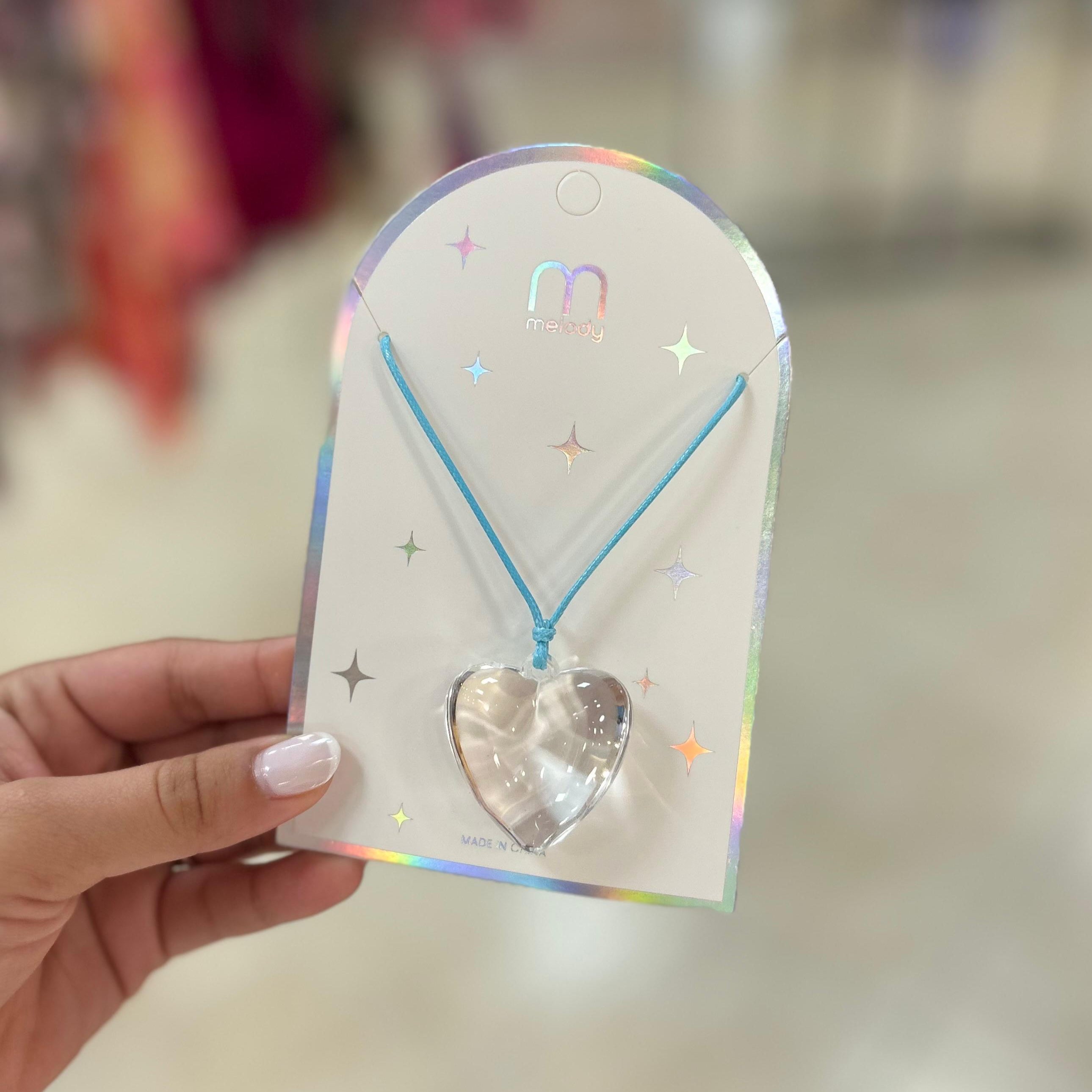 Collar De Hilo Con Pendant De Corazón