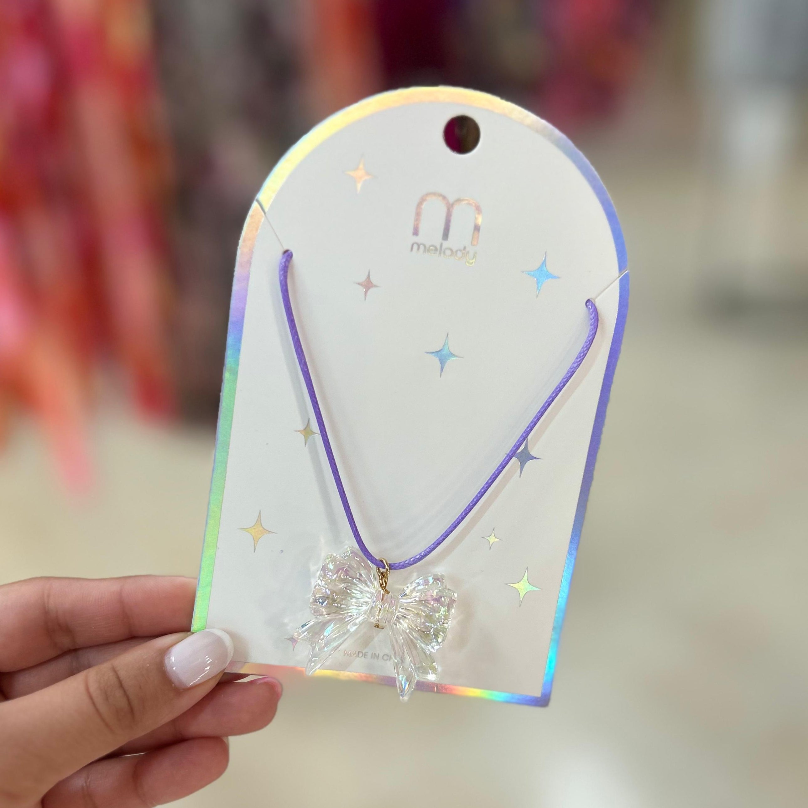 Collar De Hilo Con Pendant De Lazo